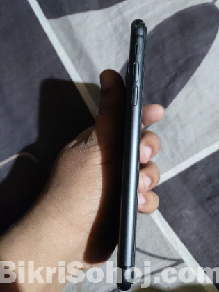 i phone 11 (128gb)